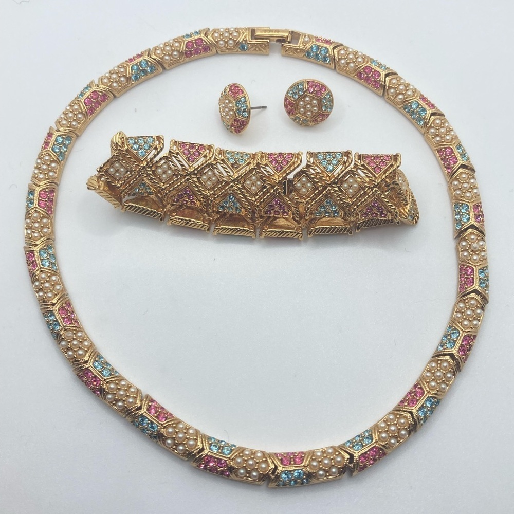 Vtg D’Orlan Gold Tone Pastel & Faux Pearl Necklace Bracelet Earrings Set 3 Piece